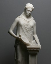 Estatua de Hestia Vesta diosa griega romana del hogar familia escultura figur...