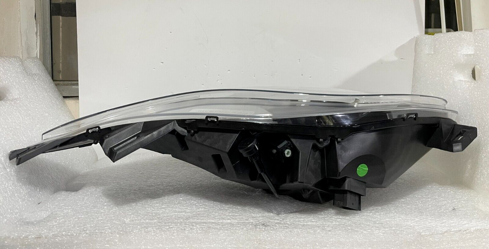 2024 2025 ASTON MARTIN DB12 LEFT SIDE DRIVER SIDE LED COMPLETE HEADLIGHT OEM