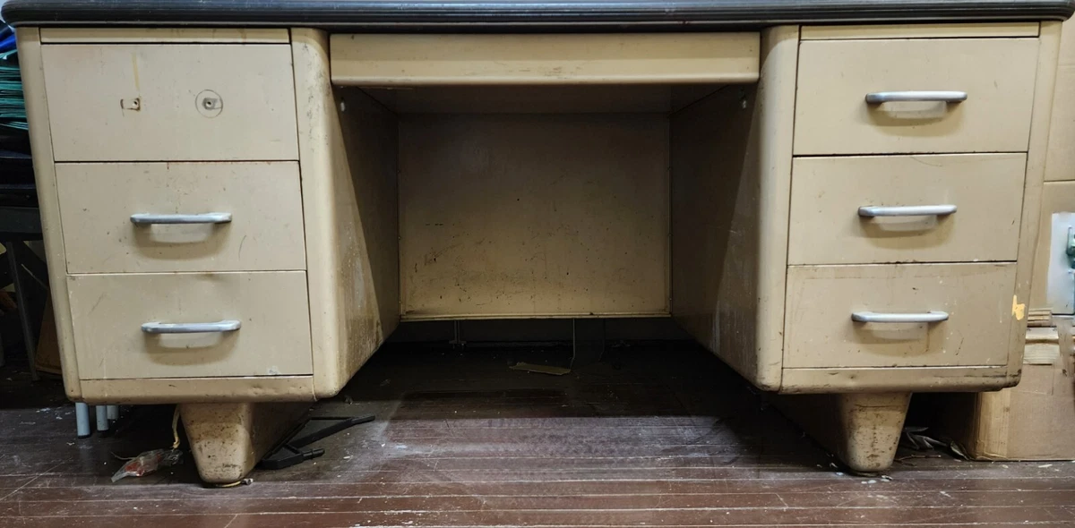 All steel sales desk