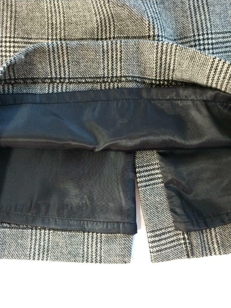 Foulard soie vintage gibier à plumes Pierre Baccara - Jeronine Vintage Foulard soie vintage gibier à plumes Pierre Baccara - Jeronine Vintage