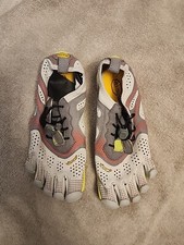 Vibram Five Fingers V-Run 17W7006 Womens Sz 6.5-7 Gray Pink Shoes