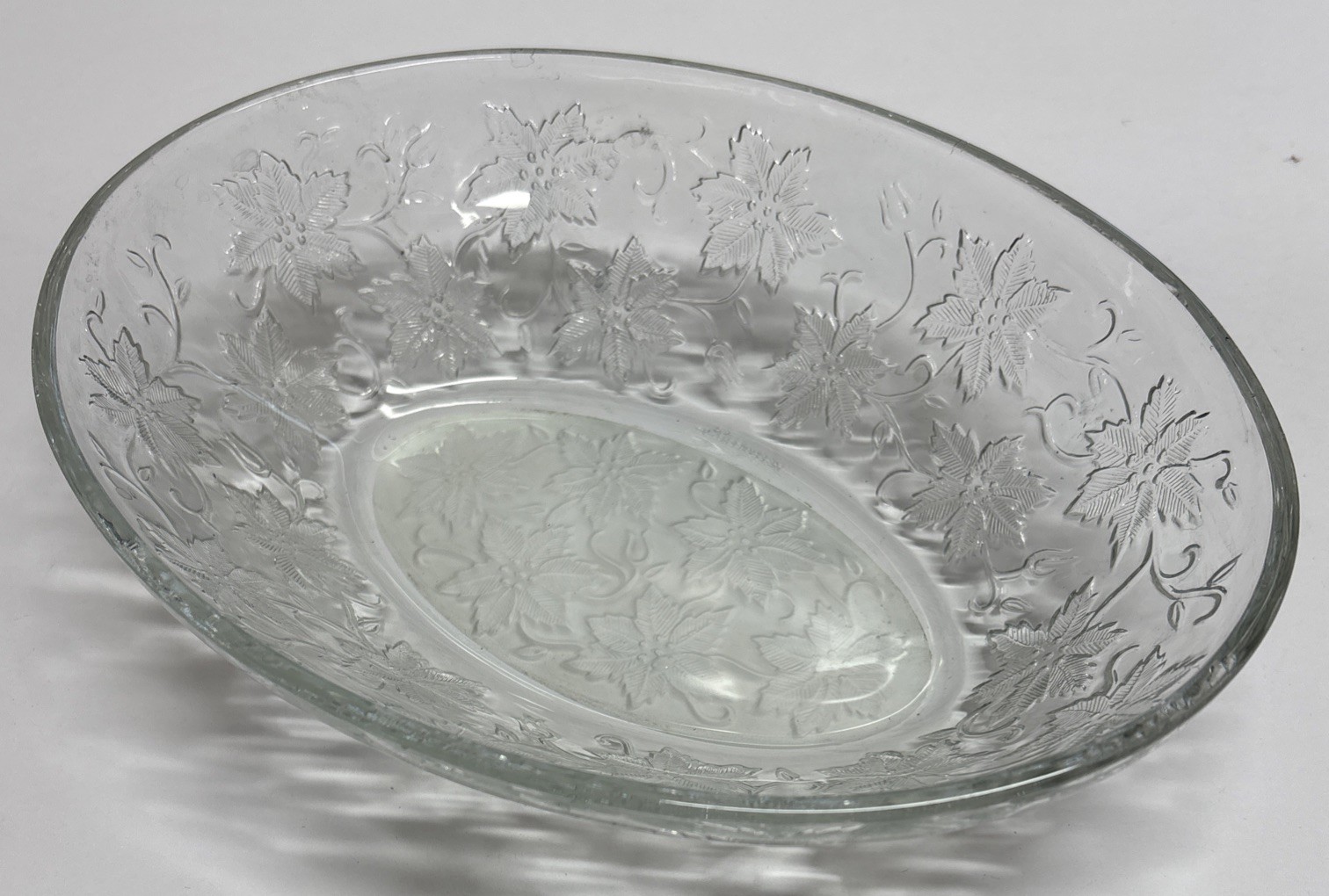 Princess House FANTASIA Clear Glass Oval Vegetable Serving Bowl Poinsettia 10"