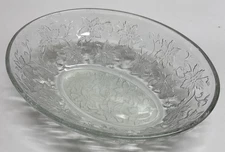 Princess House FANTASIA Clear Glass Oval Vegetable Serving Bowl Poinsettia 10"