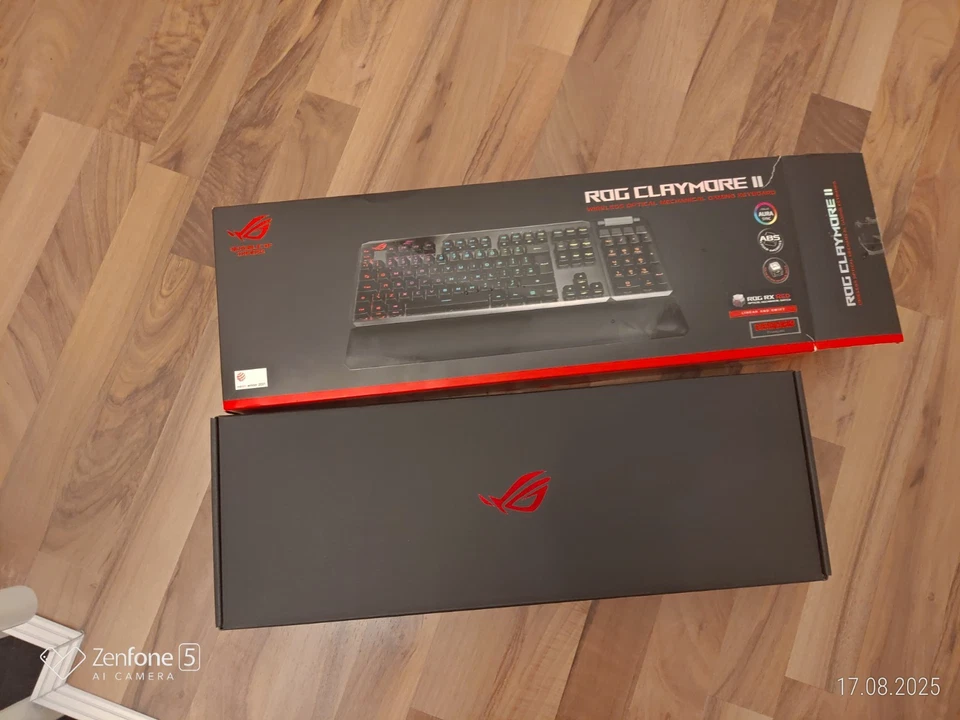 ASUS ROG Claymore II, Gaming Tastatur, Mech, Kabellos und Kabelgebunden, Schwarz - Bild 4 von 4