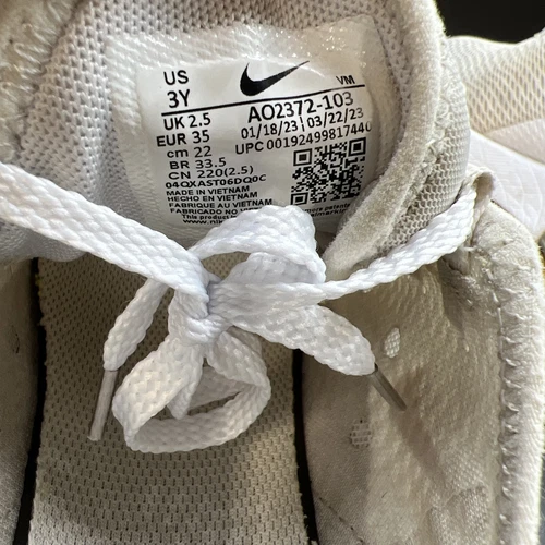 Nike Air Max 270 Youth Size 3Y White Athletic Running Shoes Sneakers AO2372-103 - Picture 9 of 9