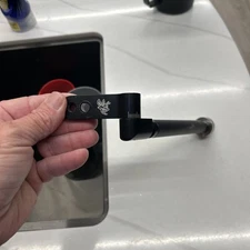 Bee Stinger Back Bar Mount