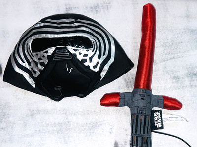 Build A Bear Workshop Star Wars Kylo Ren Helmet Force Awakens Lightsaber