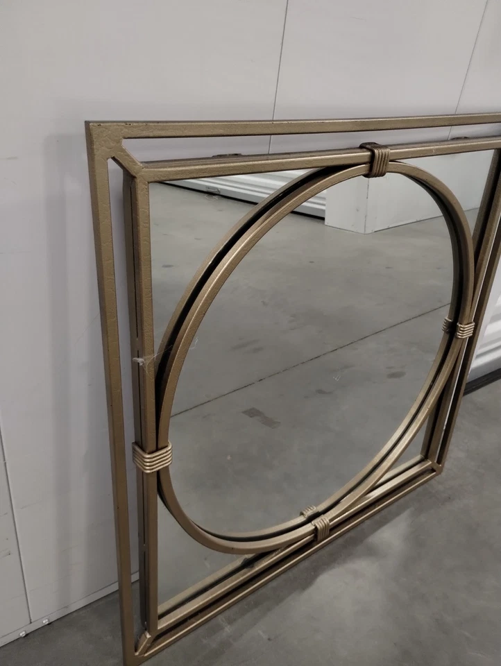 Large Circle in Square Wall Mirror Gold Bulls Eye Classic Minimalist 27.5 X 27.5 - Image 2 of 4