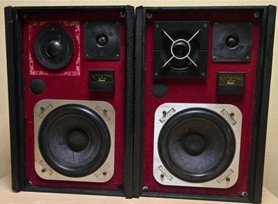 MAGNAT LOG-900 3 Way System 22.000 Hz Super Klang. Gebraucht