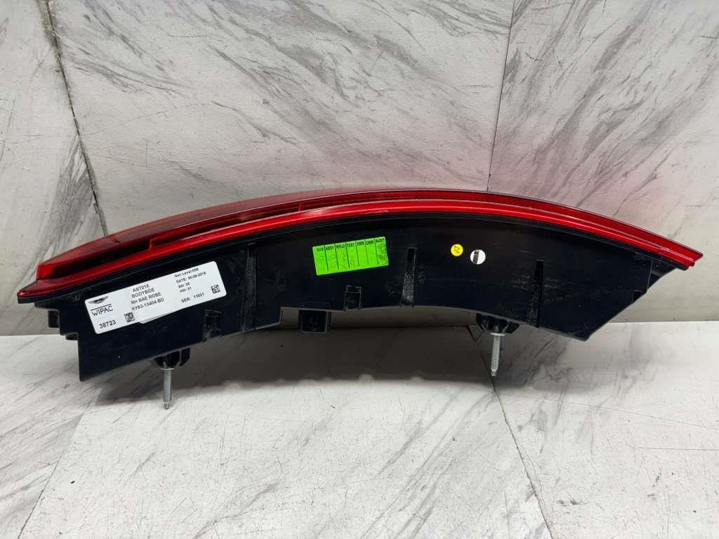 2021 2023 ASTON MARTIN VANTAGE TAIL LIGHT OEM RIGHT PASSENGER LED KY63-13404-BD