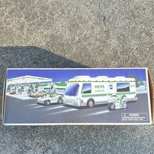 Hess 1998 Recreation Van Toy with Dune Buggy & Motorcycle, White Green Gas & Oil
