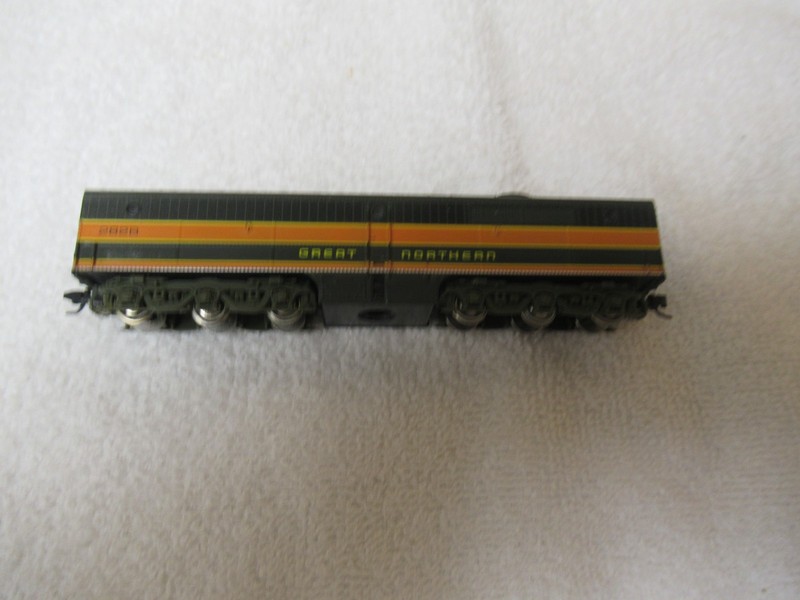 N SCALE GREAT NORTHERN  2828 UNTESTED NO OTHER MARKINGS