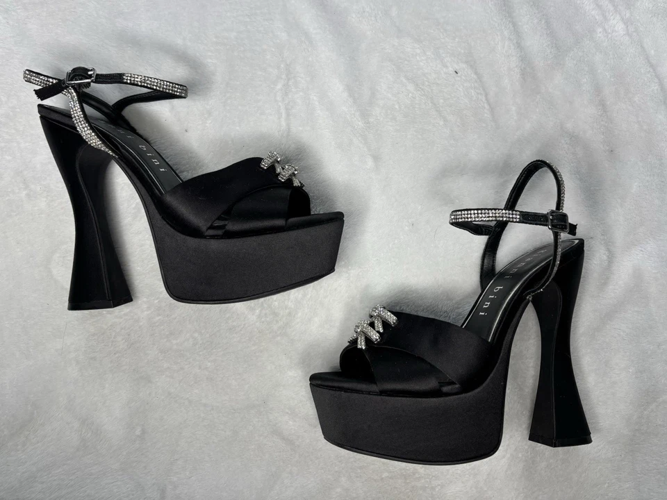 Tacón de diamantes de imitación negro/plateado Gianni Bini, talla 7,5 M Foto 2 de 4