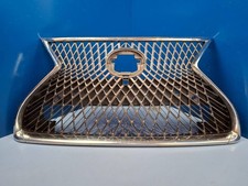 Lexus LS 460 - 600H 2018 Grille calandre supérieure de pare-chocs avant