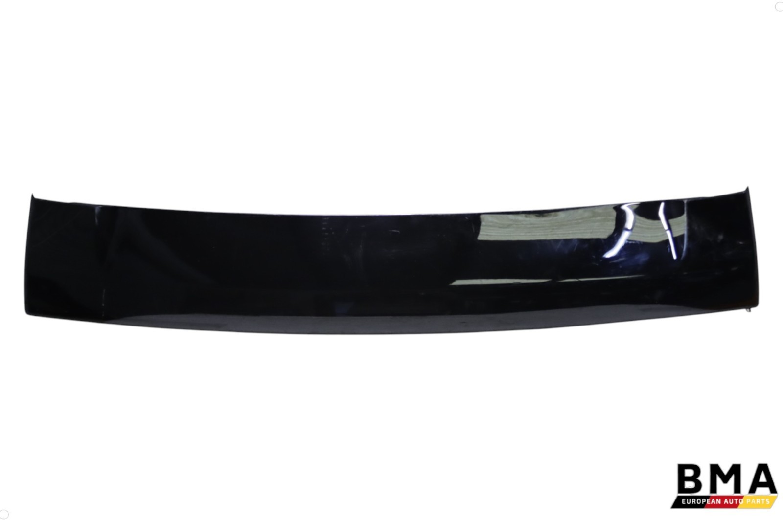 Rolls-Royce Cullinan RR31 Rear Bumper Lower Molding Panel  2019 - 2023 OEM