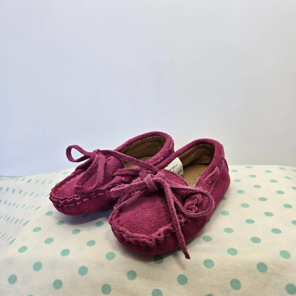 Детские мокасины Cole Haan Grant Driver электрические розовые замшевые 0-3 месяца - Изображение 2 из 4