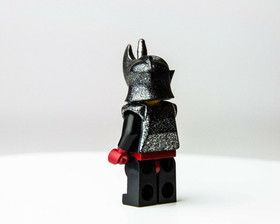 LEGO Shadow Knight - Vladek's Dark Fortress 8877 (cas271) Kingdom II Minifigure