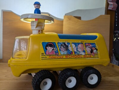 Vintage Fisher-Price Ride-On School Bus 983 With Driver Figure