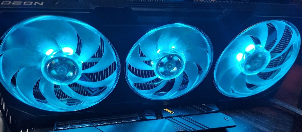 PowerColor Hellhound AMD Radeon RX 7900 XTX OC 24GB GDDR6 Graphics