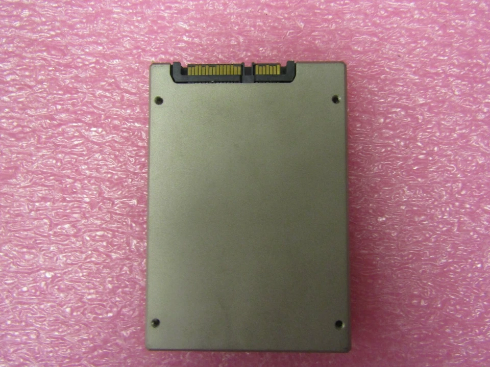 44E9197 43W7721 43W7718 SG9XCS2D 200GB 2.5" 3GBPS SSD - Image 2 of 3