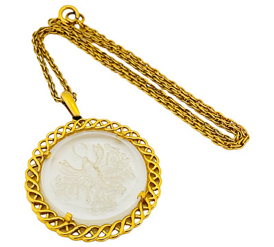 Vintage TRIFARI gold lucite zodiac cancer necklace