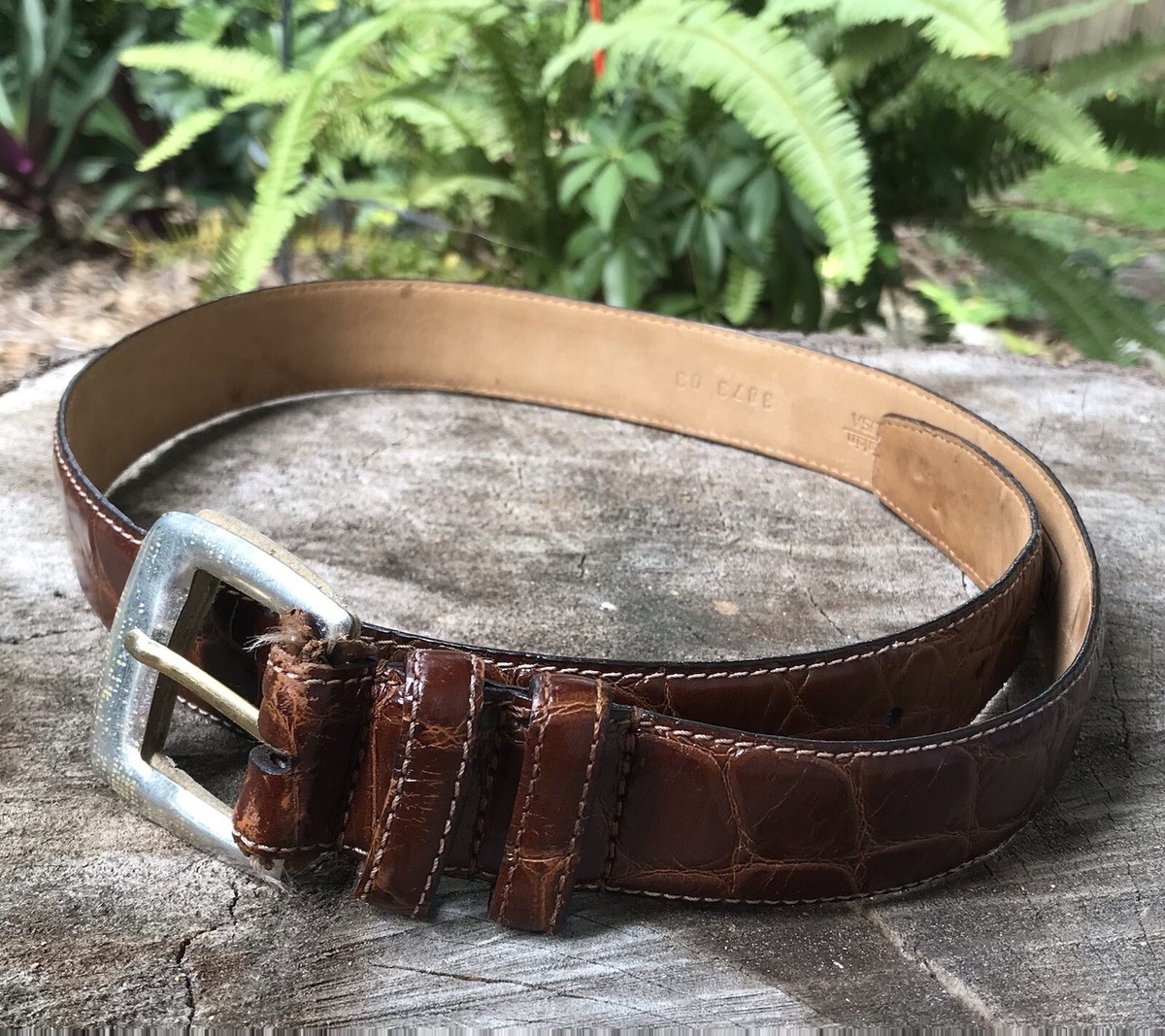 Small WCM New York Croc Brown Italian Calfskin Women\'s Belt USA Vintage WCM NY CROC Embossed ITALIAN Calfskin | Mercari main image 2