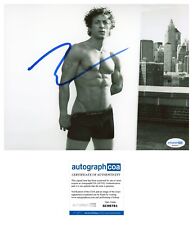 JEREMY ALLEN WHITE SIGNED CALVIN KLEIN PHOTOSHOOT 8x10 PHOTO - ACOA COA THE BEAR JEREMY ALLEN WHITE SIGNED CALVIN KLEIN PHOTOSHOOT 8x10 PHOTO - ACOA COA THE BEAR