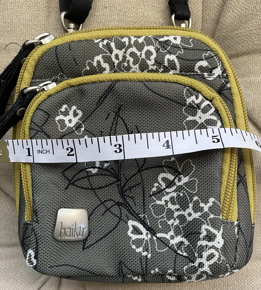 Bolso Bandolera Haiku Pouch 2 Gris y Verde Foto 3 de 4