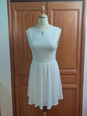 Robe mi-longue blanche sans manches - Forever 21 - M 38 - très bon état - Été... - Photo 1/4
