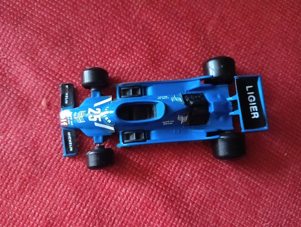 POLISTIL RJ 64 LIGIER JS11 CAFE DO BRASIL RARA SCALA 1/55  - Immagine 3 di 4