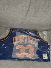 Camiseta Corteiz “LUNDUN” (Knicks colorway) ¡Talla L! NYC POP-UP EXCLUSIVO! ¡LIMITADO!