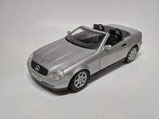 Maisto 1:18 Mercedes-Benz SLK 230 Roadster - Metallic Silver - Detailed Roadster