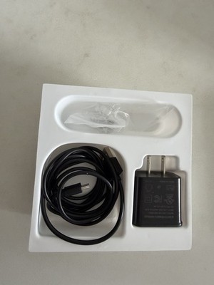 Cielo Programmable Thermostat Digital Push Button with Power Adapter and Cable