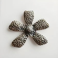 SILPADA STERLING SILVER Textured Daisy Pendant S1101 -13 Grams