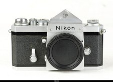Nippon Kogaku Nikon F Eye level Silver body Film Camera 6709532