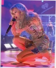 SEXY TAYLOR SWIFT ON STAGE RARE PRINT 2