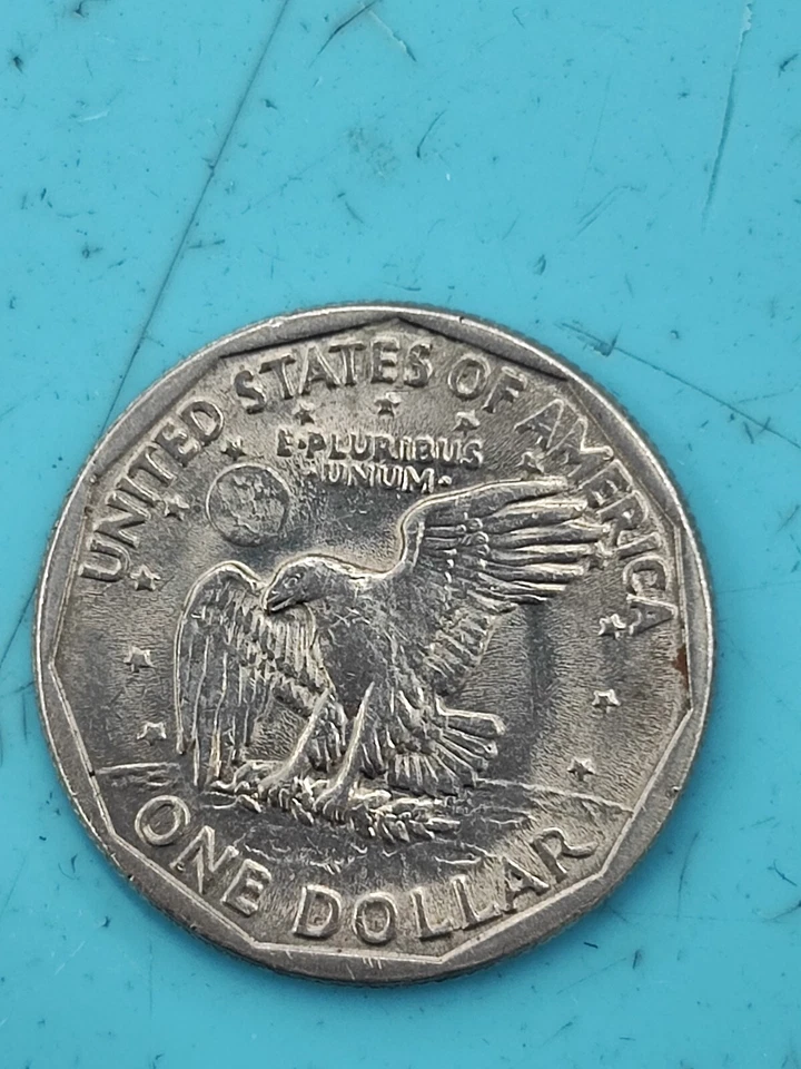 Rare 1979 Susan B Anthony Blob S Mint Mark ONE DOLLAR U.S. Coin - Image 3 of 4