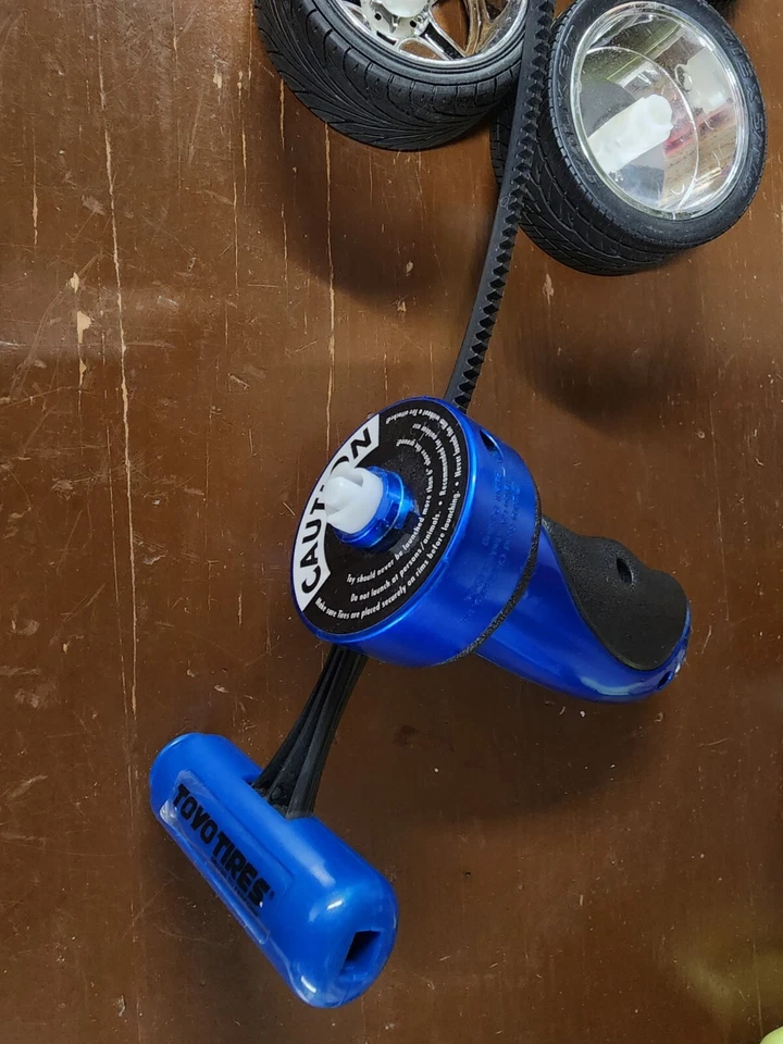 Fly Wheels - 4 Moto Wheels Jakks Pacific - Rasgar y dejarlos volar Foto 3 de 4