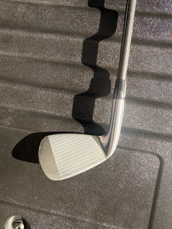 Titleist T-100 Irons 2023. 4-p with L Graphite LA Golf Shafts 