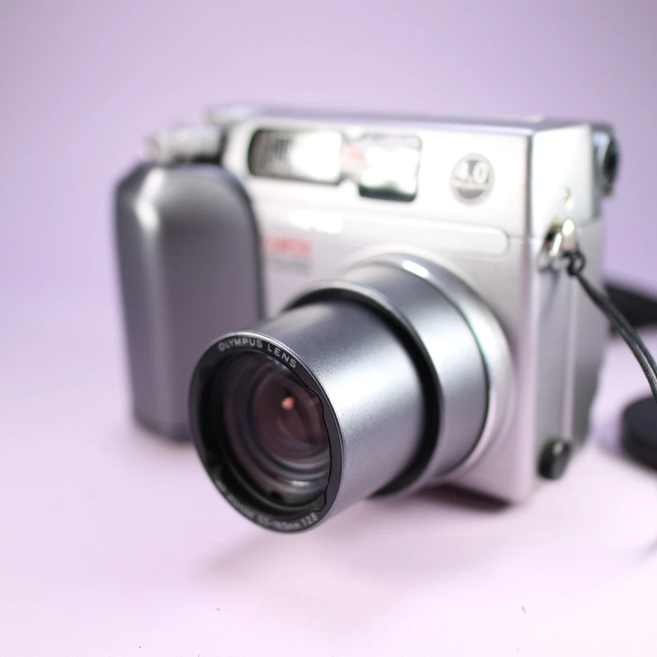 Olympus Digital Camera Camedia C-4000 Zoom 4.0MP Silver Tested - Image 3 of 4