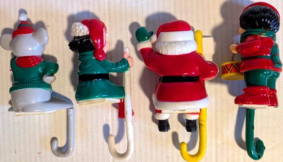 4 Vintage Christmas Stocking Hanger Holder Plastic Santa Mouse Elf Drummer Boy - Image 4 of 4