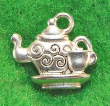 20Pcs. Tibetan Silver TEAPOT  CUP Charms Pendants Jewelry Finding PR116