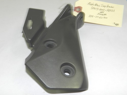 HONDA 50613-MKC-A00ZA NH460M GoldWing GL1800 2018-24 Right Main Step Brckt C221 - Picture 5 of 5