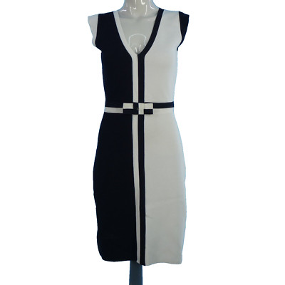 CH Carolina Herrera Strickkleid S bicolor schwarz weiß figurbetont Schleife Gürtel klassisch