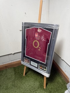 Arsenal Legends Squad signed shirt last game at Highbury With COA