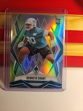 2025 PHOENIX KENNETH GRANT SILVER ROOKIE FOOTBALL CARD DOLPHINS NFL 223 panini