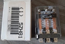 Omron MJN3C-AC240 General Purpose Relay 3PDT 240 Volt AC 10 Amp 11 Pin NEW