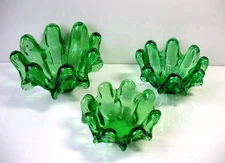 3 VTG Stackable Green Nesting Dishes Ashtrays Mid Century Mod Murano Art Glass