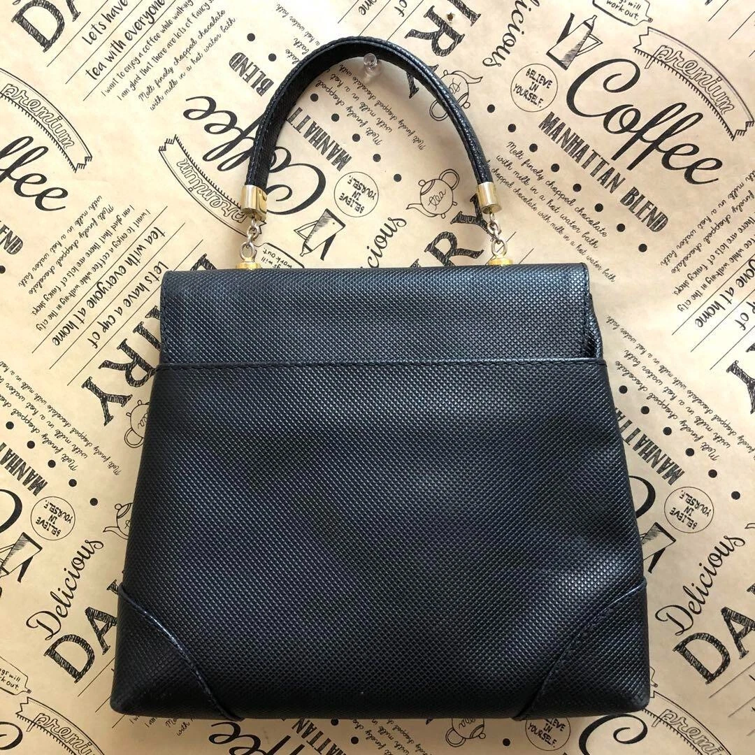 Borsa Bottega Veneta 2 vie in pelle nera formale