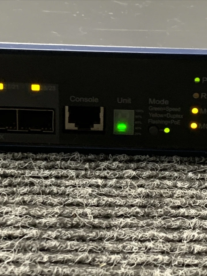 Used H3C Switch S5500-28C-PWR-SI S5500 Series w/ 2 Interface Slots - Image 4 of 4